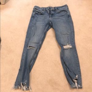 H&M Mid-rise straight leg ripped jeans